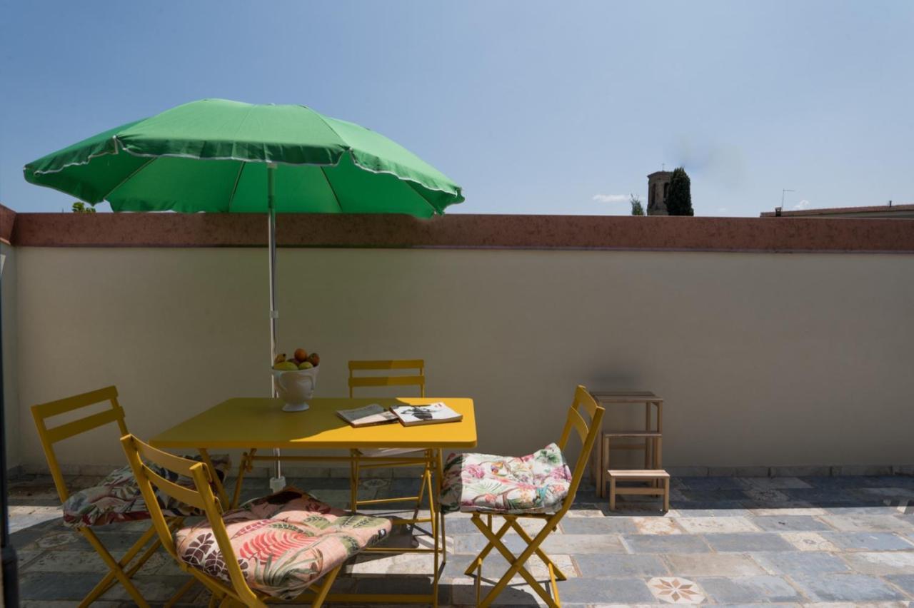 פרוג'ה Villa Silvana - Apt Giulia & Michela With Terrace & Parking מראה חיצוני תמונה